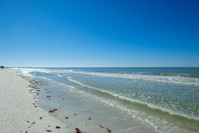551 73RD AVENUE 4, St Pete Beach, FL 33706