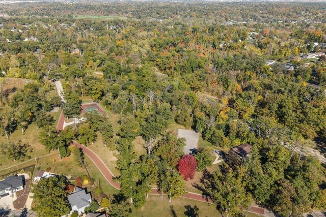 237 34th SE, Cedar Rapids, IA 52403