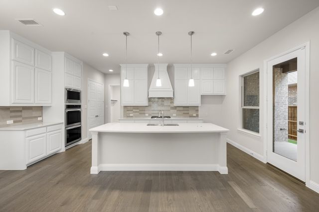 2715 Chambray Lane, Mansfield, TX 76063