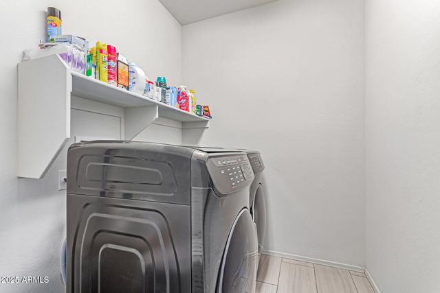 16221 W PRICKLY PEAR Trail, Surprise, AZ 85387