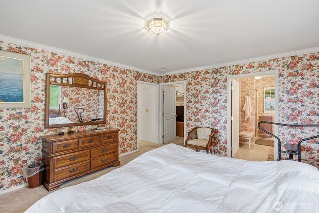 99 W Cross Island Road, Camano Island, WA 98282