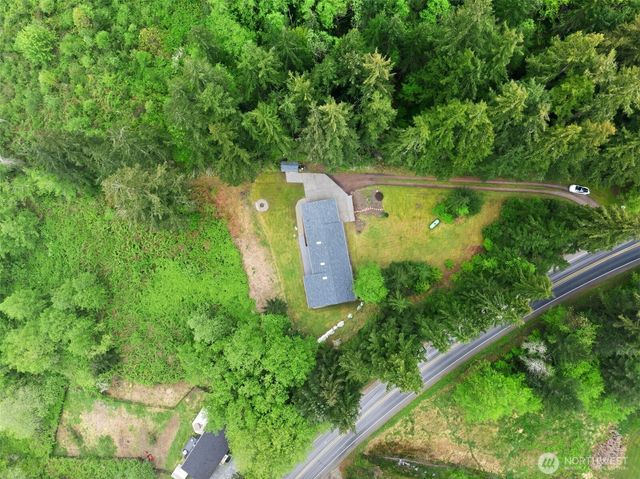 99 W Cross Island Road, Camano Island, WA 98282