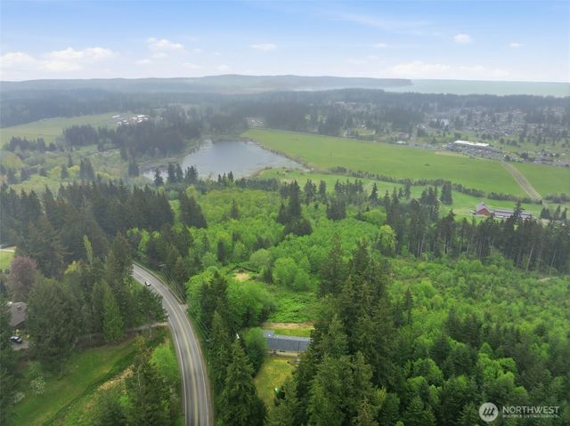 99 W Cross Island Road, Camano Island, WA 98282