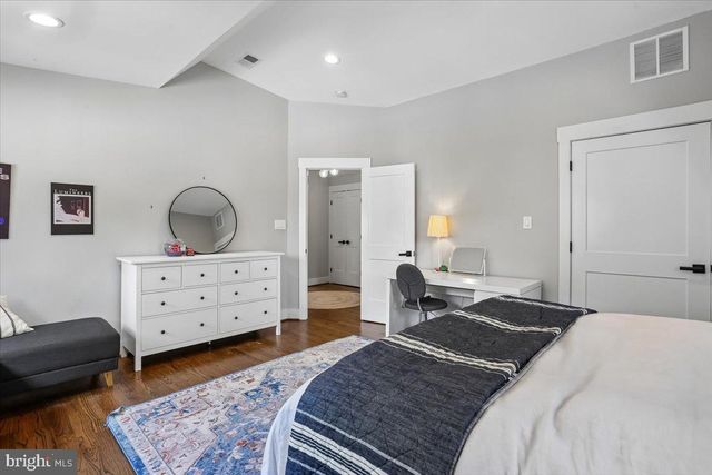 8812 2ND AVE, Silver Spring, MD 20910