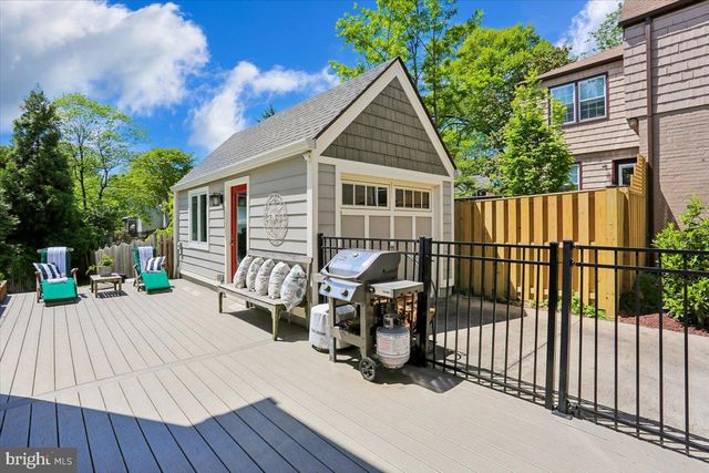 8812 2ND AVE, Silver Spring, MD 20910
