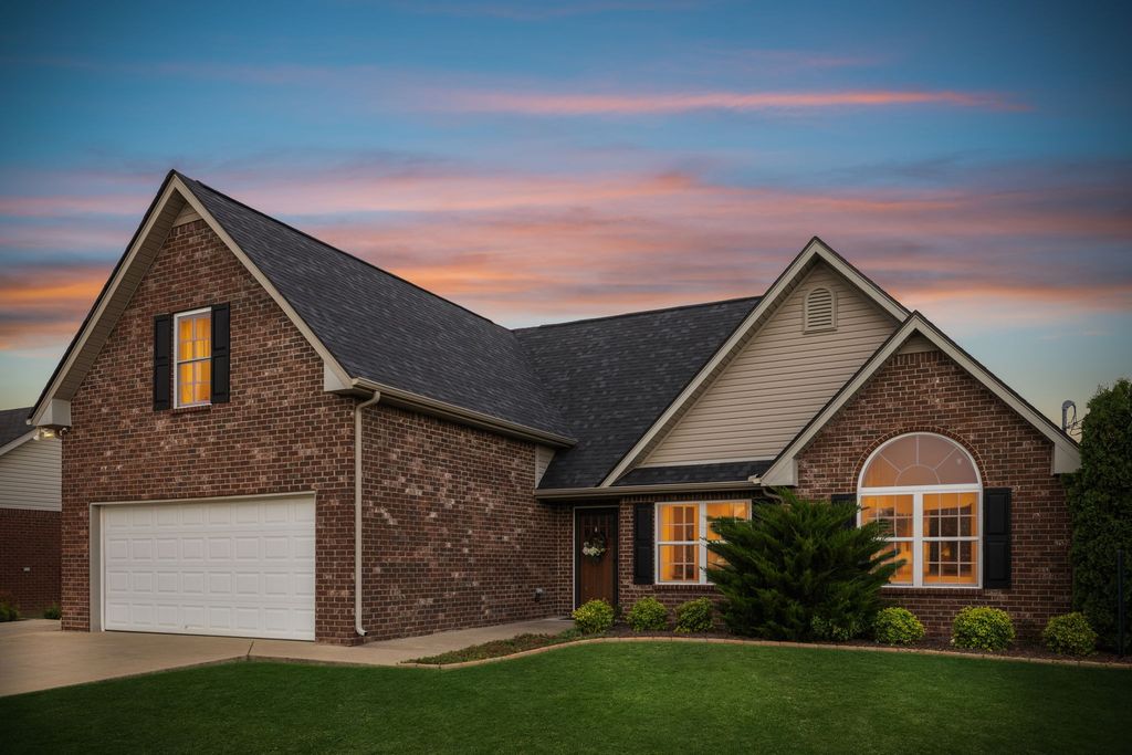 2717 Ridgewood Dr, Christiana, TN 37037