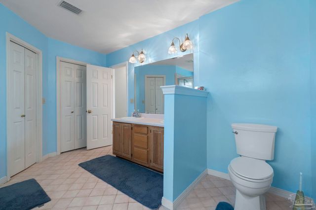 2840 Semoran Ct, Pensacola, FL 32503