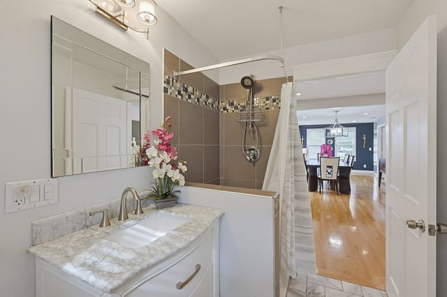 38 Dexter Ave., Seekonk, MA 02771
