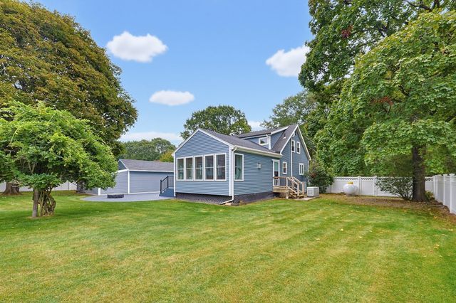 38 Dexter Ave., Seekonk, MA 02771