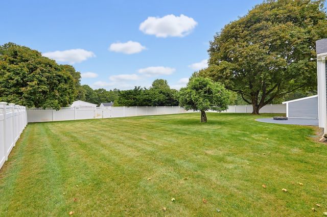 38 Dexter Ave., Seekonk, MA 02771