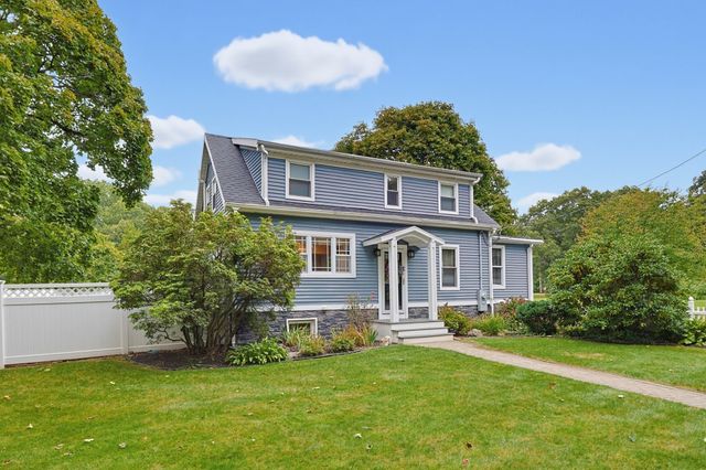 38 Dexter Ave., Seekonk, MA 02771