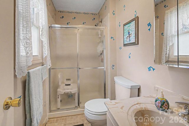 11 Waddell Street, Weaverville, NC 28787