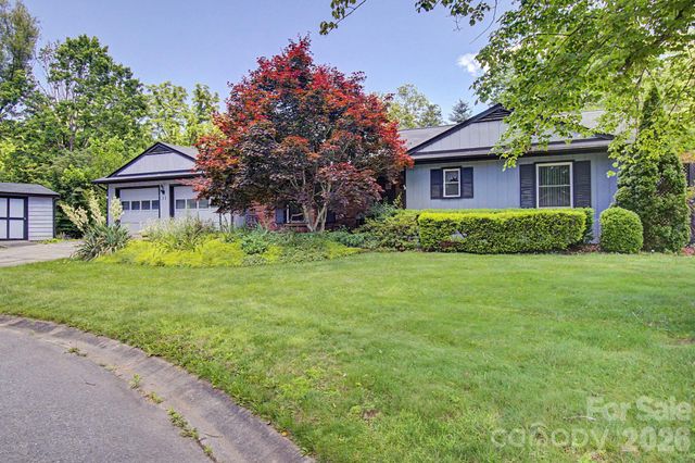 11 Waddell Street, Weaverville, NC 28787