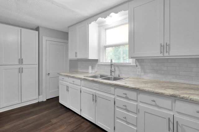 416 S Burgess Avenue, Columbus, OH 43204