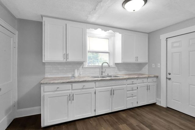 416 S Burgess Avenue, Columbus, OH 43204