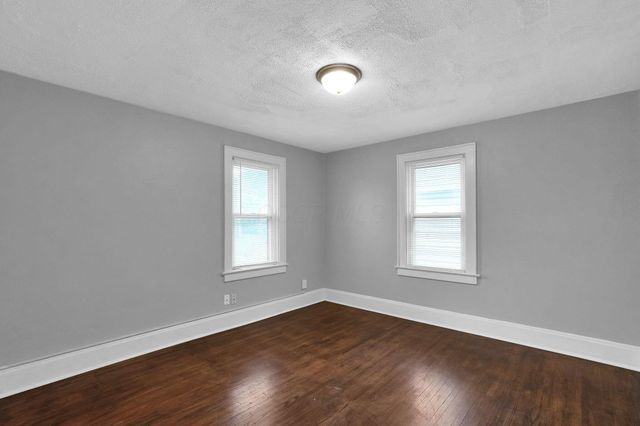 416 S Burgess Avenue, Columbus, OH 43204