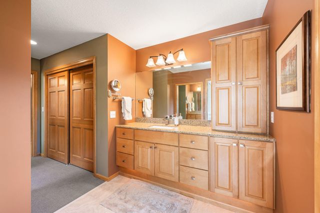 13870 23rd Street Court N, Stillwater, MN 55082