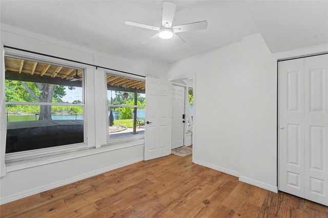 8879 LAKEWOOD DRIVE, Seminole, FL 33772