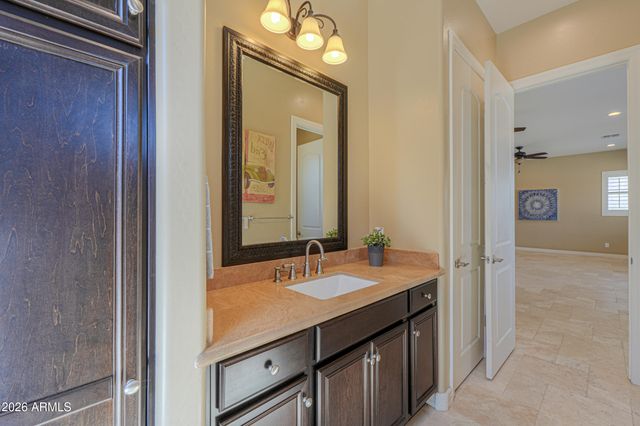 7270 W WHISPERING WIND Drive, Peoria, AZ 85383