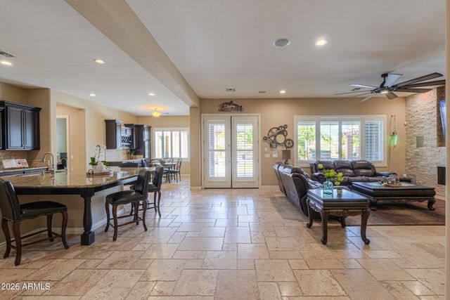7270 W WHISPERING WIND Drive, Peoria, AZ 85383