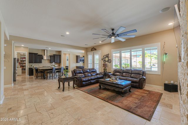 7270 W WHISPERING WIND Drive, Peoria, AZ 85383