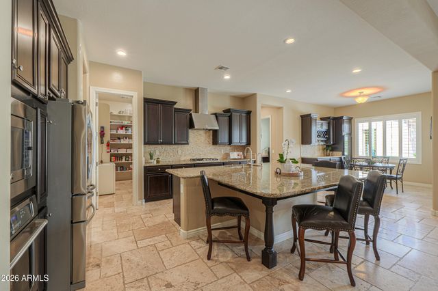 7270 W WHISPERING WIND Drive, Peoria, AZ 85383