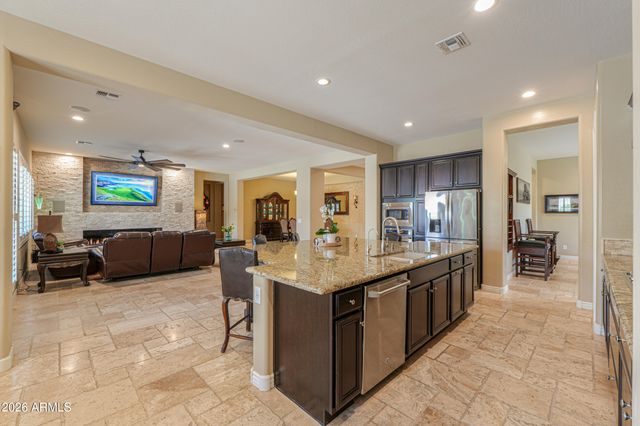 7270 W WHISPERING WIND Drive, Peoria, AZ 85383