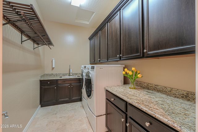 7270 W WHISPERING WIND Drive, Peoria, AZ 85383