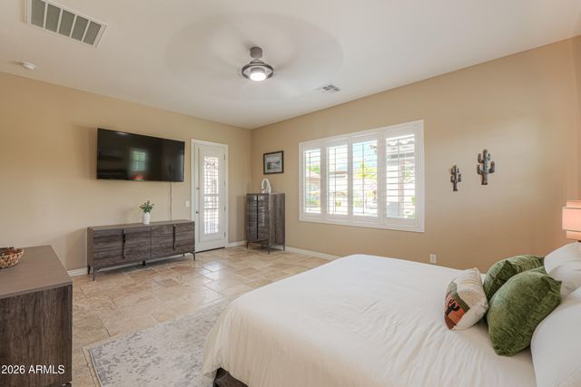 7270 W WHISPERING WIND Drive, Peoria, AZ 85383