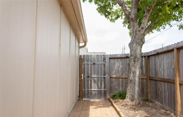 52 Wellington Court, Missouri City, TX 77459