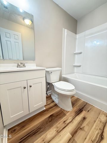 4120 Sedgewood Drive 106, Raleigh, NC 27612