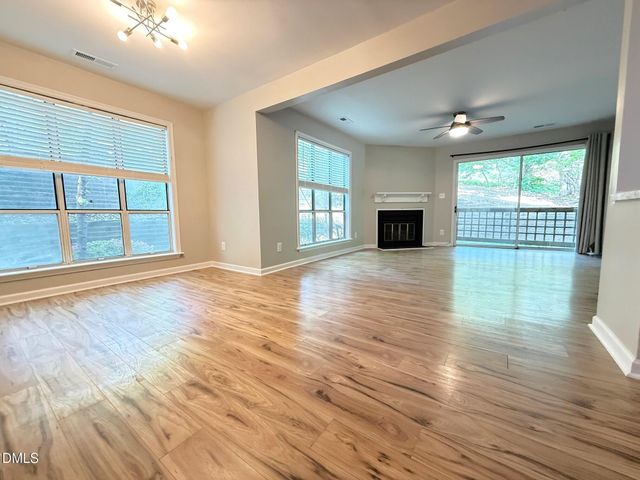 4120 Sedgewood Drive 106, Raleigh, NC 27612