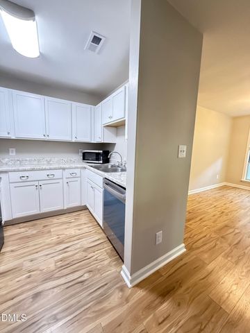 4120 Sedgewood Drive 106, Raleigh, NC 27612