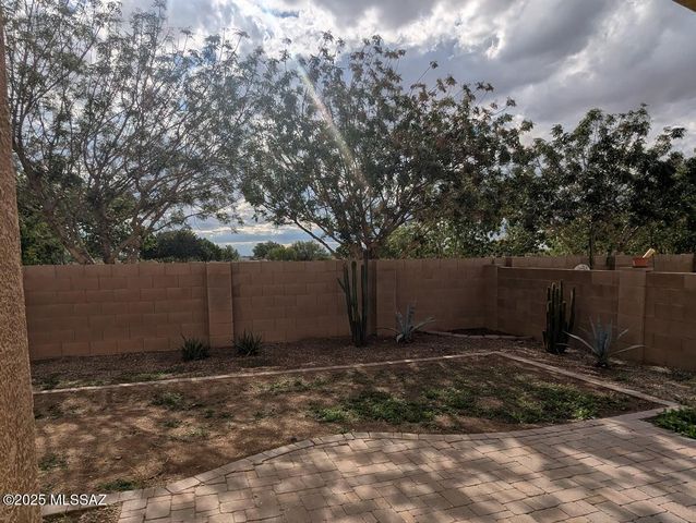 11483 W Magic Song Street, Marana, AZ 85658