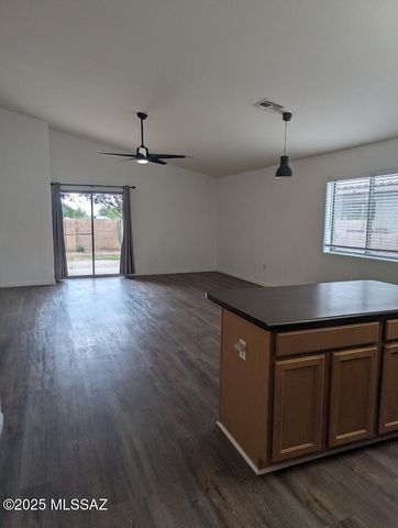 11483 W Magic Song Street, Marana, AZ 85658
