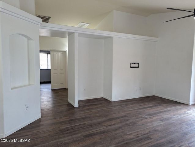 11483 W Magic Song Street, Marana, AZ 85658