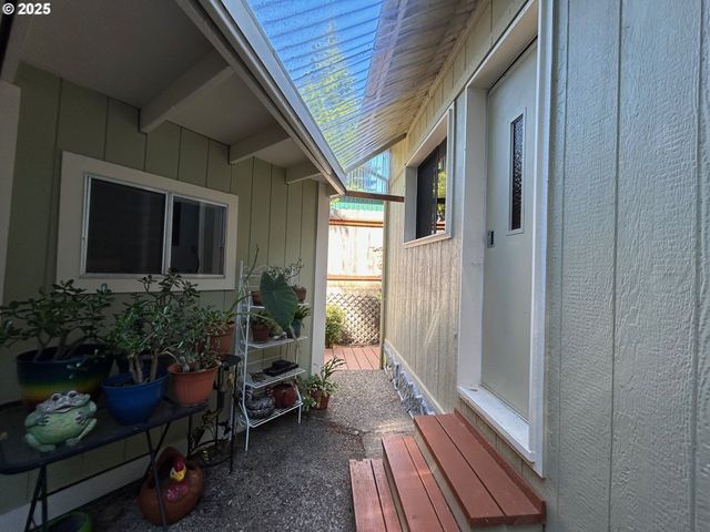 238 HORSESHOE BEND, Florence, OR 97439