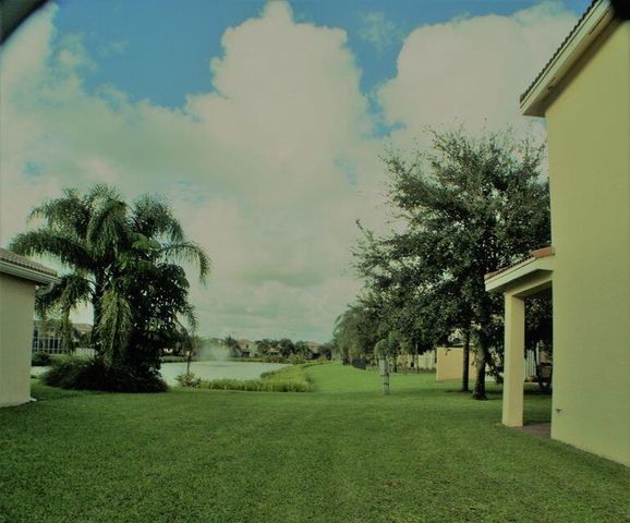 8887 Chestnut Ridge Way, Boynton Beach, FL 33473