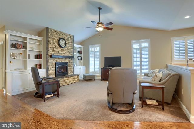 5405 RIVENDALE BLVD, Mechanicsburg, PA 17050