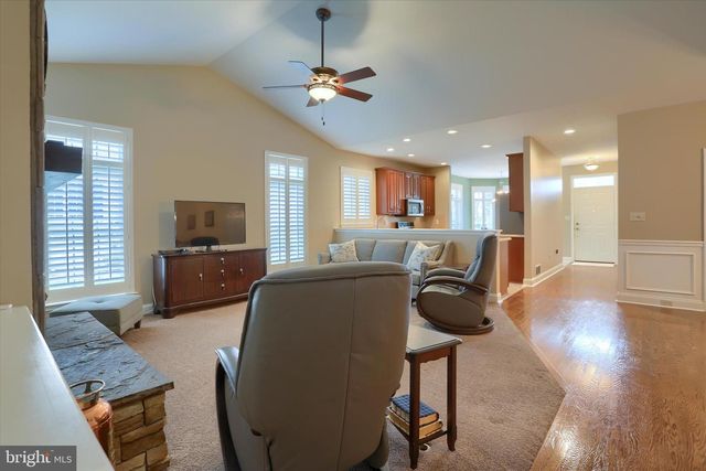 5405 RIVENDALE BLVD, Mechanicsburg, PA 17050