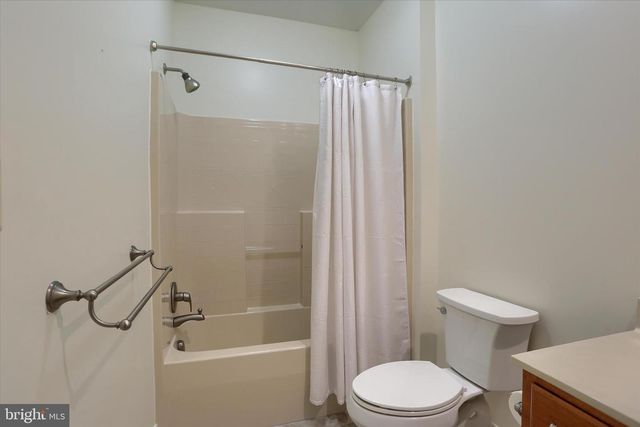 5405 RIVENDALE BLVD, Mechanicsburg, PA 17050