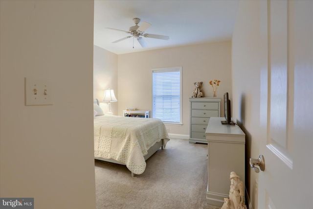5405 RIVENDALE BLVD, Mechanicsburg, PA 17050