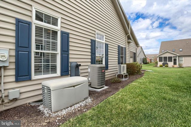 5405 RIVENDALE BLVD, Mechanicsburg, PA 17050