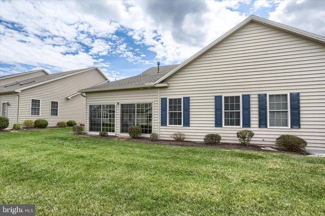 5405 RIVENDALE BLVD, Mechanicsburg, PA 17050