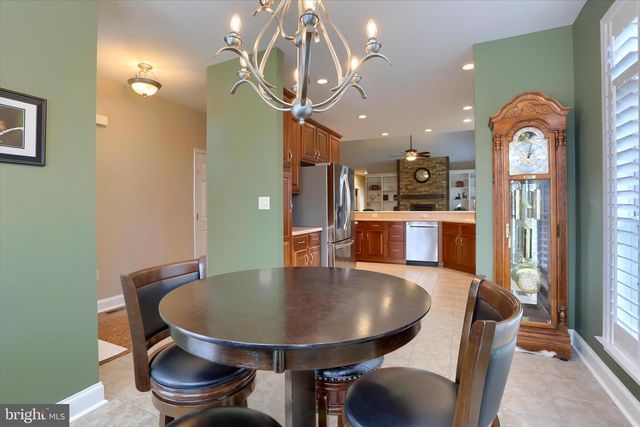 5405 RIVENDALE BLVD, Mechanicsburg, PA 17050