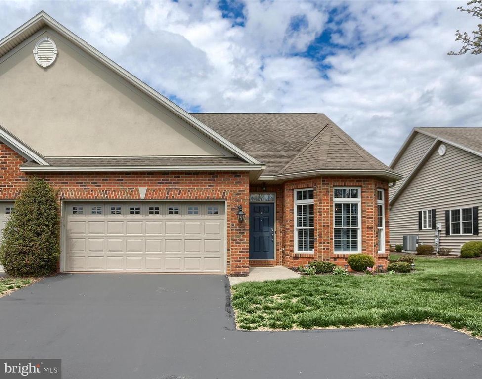 5405 RIVENDALE BLVD, Mechanicsburg, PA 17050