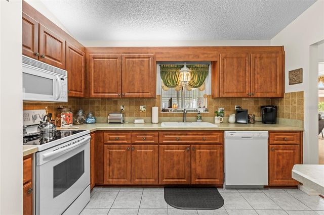 9492 SE 173RD LANE, Summerfield, FL 34491