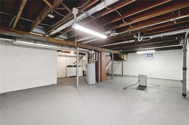 380 James St, Springdale Boro, PA 15144