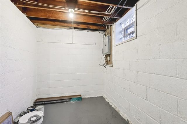 380 James St, Springdale Boro, PA 15144