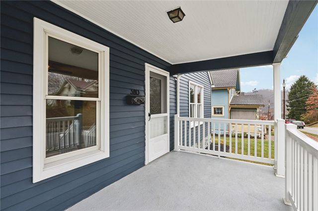 380 James St, Springdale Boro, PA 15144